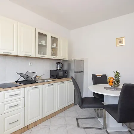 Apartment Calma Beachfront