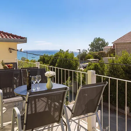 Calma Beachfront פודסטראנה